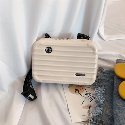 Γυναικεία τσάντα νέο μοντέλο  τύπου χαρτοφύλακα με υφασμάτινη, μακριά, λαβή