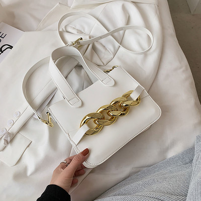 Geanta mica din piele cu doua manere si decor metalic