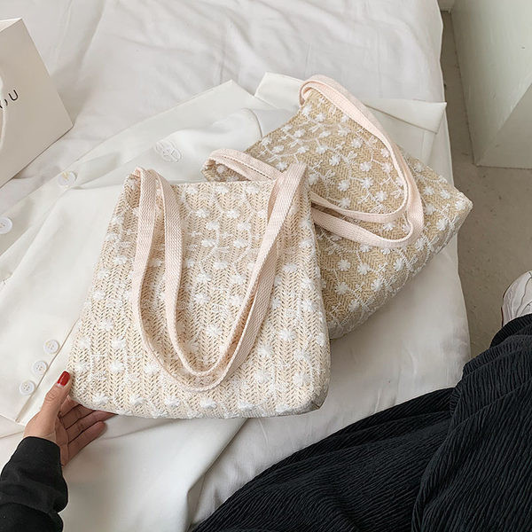 Γυναικεία τσάντα δαντελένια 