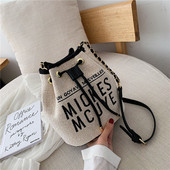 Γυναικεία μοντέρνα τσάντα με επιγραφή