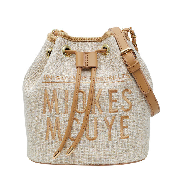 Γυναικεία μοντέρνα τσάντα με επιγραφή 