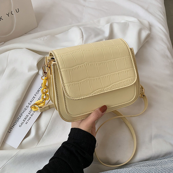 Γυναικεία τετράγωνη μίνι τσάντα από οικολογικό δέρμα