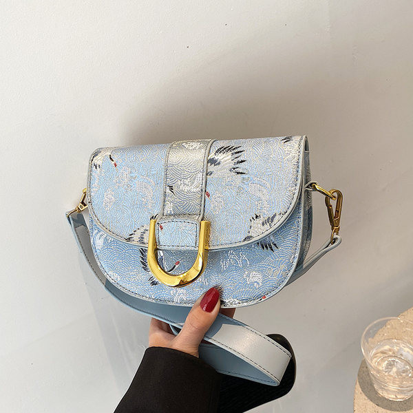 Sieviešu soma ar garu rokturi un metāla aizdari zilā un bēšā krāsā