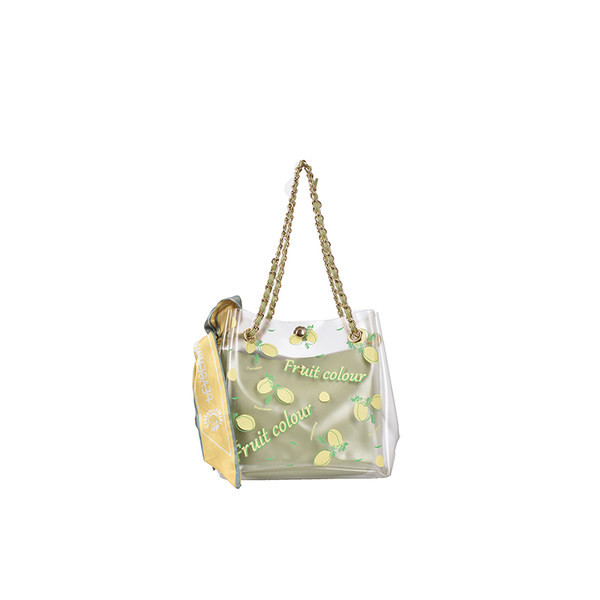 Γυναικεία καθημερινή τσάντα με μεταλλική λαβή και απλικέ