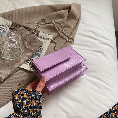 Γυναικεία έκο δερμάτινη τσάντα με αλυσίδα