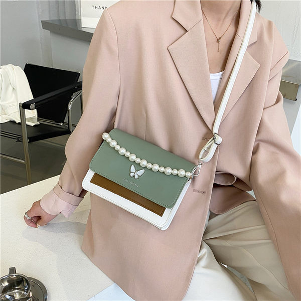 Γυναικεία τσάντα με μαργαριτάρια και μακριά λαβή