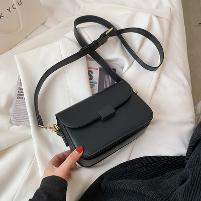 Γυναικεία τσάντα απλό μοντέλο με μακριά λαβή - κατασκευασμένη από οικολογικό δέρμα