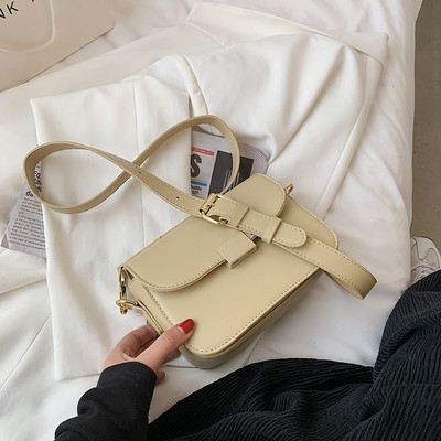 Γυναικεία τσάντα απλό μοντέλο με μακριά λαβή - κατασκευασμένη από οικολογικό δέρμα