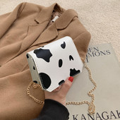 Γυναικεία έκο δερμάτινη τσάντα σε μαύρο και άσπρο χρώμα