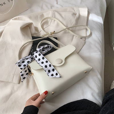 Γυναικεία τσάντα με μακριά και κοντή λαβή σε τέσσερα χρώματα