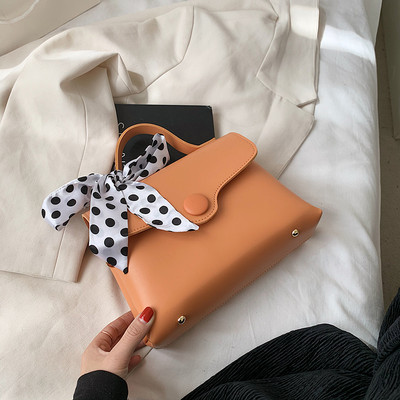 Γυναικεία τσάντα με μακριά και κοντή λαβή σε τέσσερα χρώματα