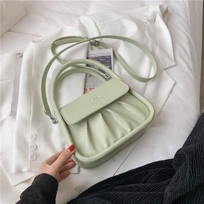 Γυναικεία έκο δερμάτινη τσάντα με δύο κοντές λαβές και μία μακρύ