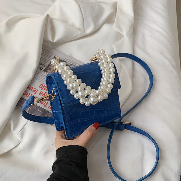 Sieviešu maza somiņa ar pērļu rokturi vairākās krāsās