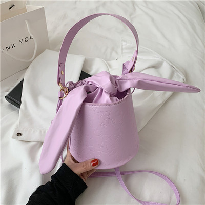 Aktuālā sieviešu soma ar garu rokturi - no eko ādas