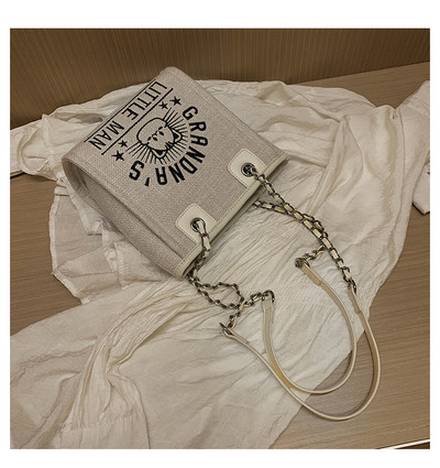 Γυναικεία υφασμάτινη τσάντα με κέντημα