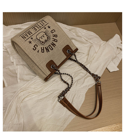 Γυναικεία υφασμάτινη τσάντα με κέντημα