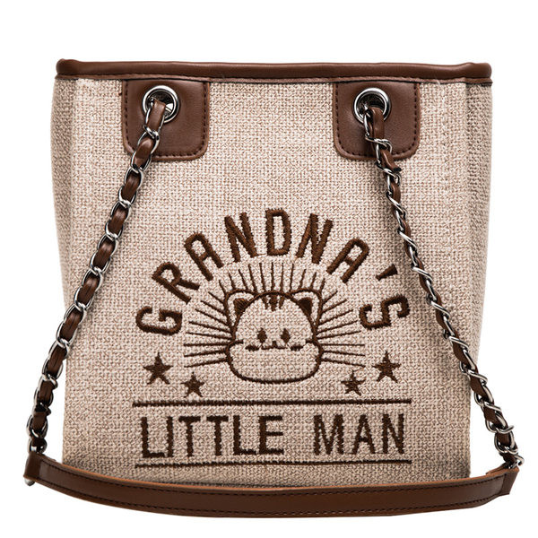 Γυναικεία υφασμάτινη τσάντα με κέντημα