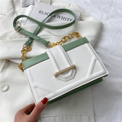 Γυναικεία τσάντα από οικολογικό δέρμα με ρυθμιζόμενη λαβή - σε τέσσερα χρώματα