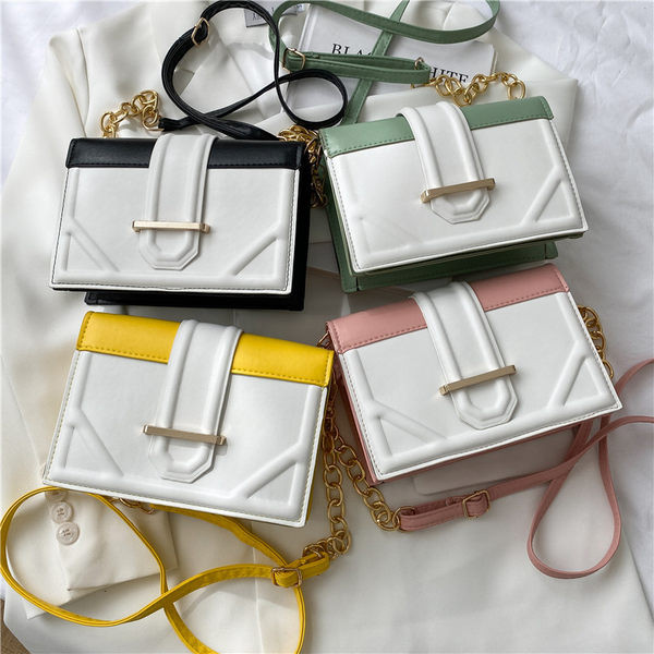 Γυναικεία τσάντα από οικολογικό δέρμα με ρυθμιζόμενη λαβή - σε τέσσερα χρώματα