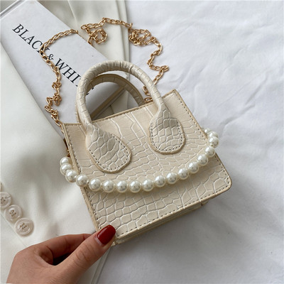 Γυναικεία έκο δερμάτινη τσάντα με πέρλες  σε διάφορα χρώματα