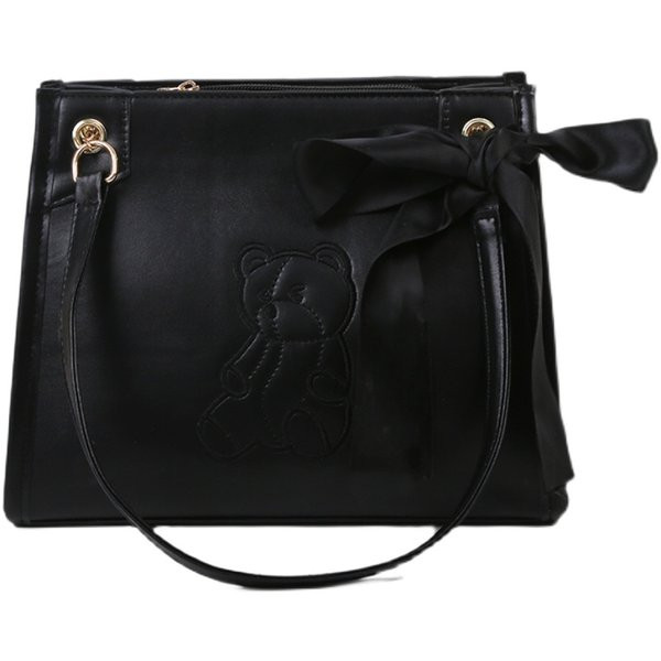 Καθημερινή τσάντα με διακόσμηση αρκουδάκι και κορδέλα