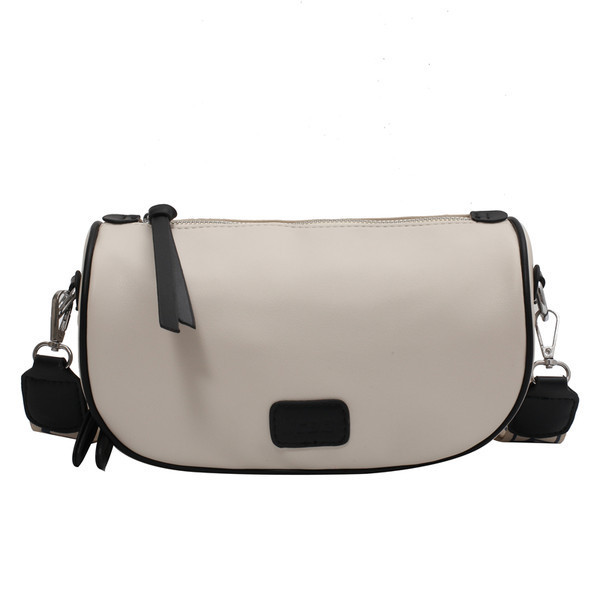 Γυναικεία τετράγωνη τσάντα με ρυθμιζόμενο λουράκι