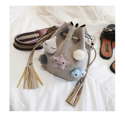 Υφασμάτινη τσάντα με τρισδιάστατα στοιχεία