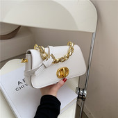 Sieviešu maza soma ar sprādzi un metāla ķēdīti