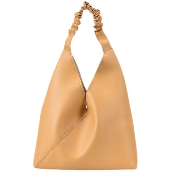 Γυναικεία τσάντα μονόχρωμη από οικολογικό δέρμα σε διάφορα χρώματα