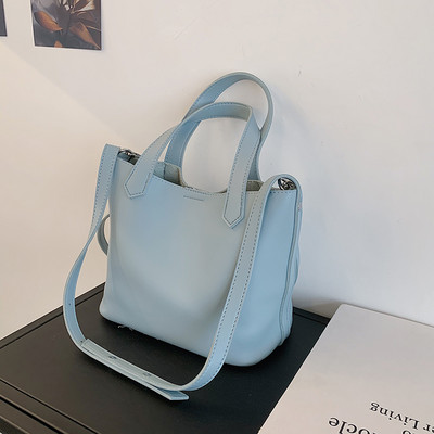 Έκο δερμάτινη τσάντα κλασικό μοντέλου με μακρές και κοντές λαβές