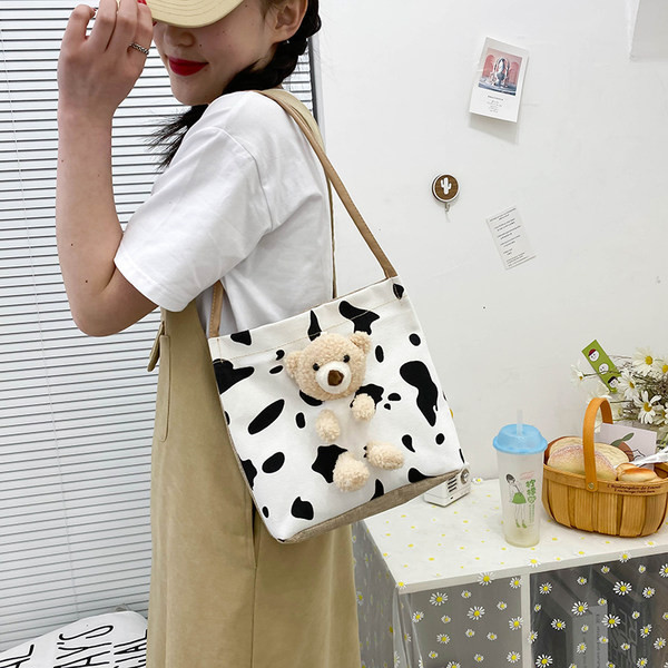 Γυναικεία τσάντα casual με τρισδιάστατη αρκούδα