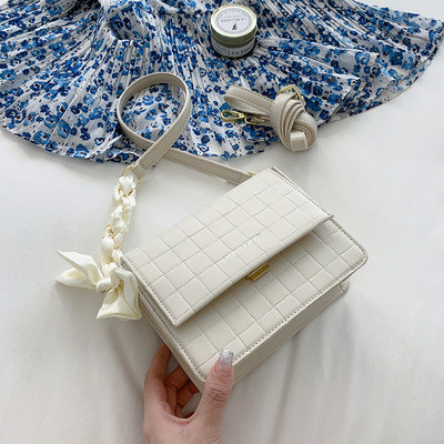 Geanta de dama eleganta cu panglica in mai multe culori