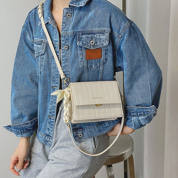 Geanta de dama eleganta cu panglica in mai multe culori