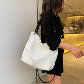 Μεγάλη έκο δερμάτινη τσάντα  για γυναίκες