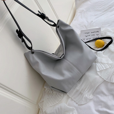 Μεγάλη έκο δερμάτινη τσάντα  για γυναίκες