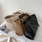 Geanta casual de dama din piele cu maner scurt