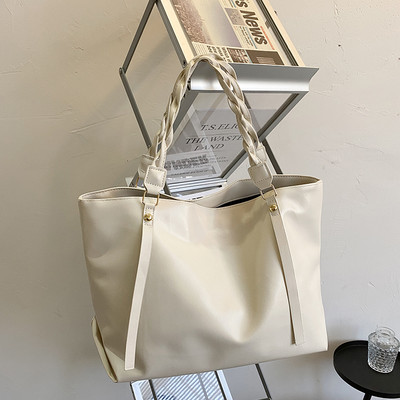 Geanta casual de dama din piele cu maner scurt