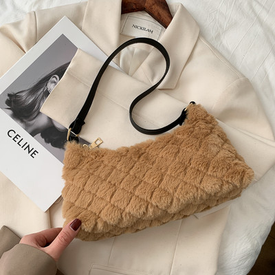 Γυναικεία τσάντα με φερμουάρ και κοντή λαβή