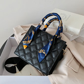 Γυναικεία έκο δερμάτινη τσάντα με χρωματιστή κοντή λαβή