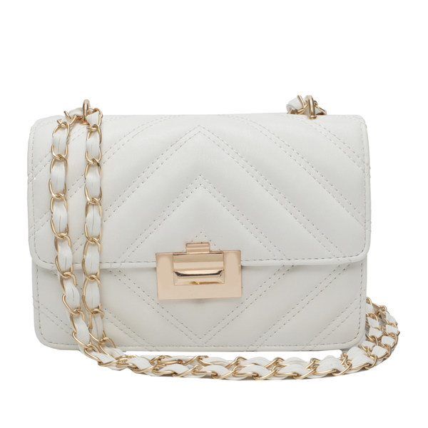 Neliela stepēta soma ar garu metāla rokturi