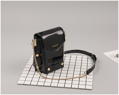 Sieviešu taisnstūra soma no eko ādas ar metāla ķēdīti