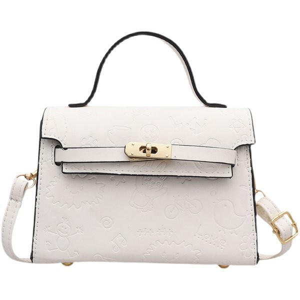 Ādas soma ar diviem rokturiem un metāla aizdari