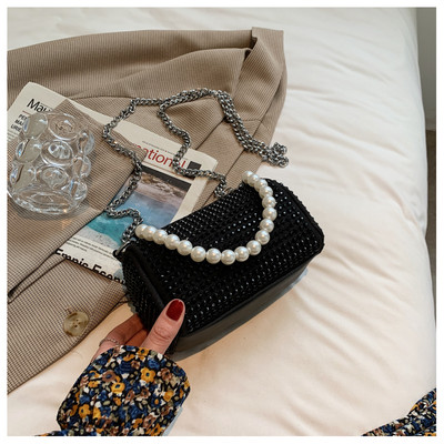 Sieviešu mini soma ar cilpām un pērlēm