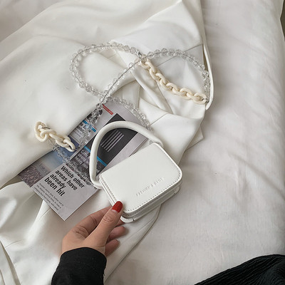 Γυναικεία μικρή τσάντα με μεγάλες και κοντές λαβές σε διάφορα χρώματα