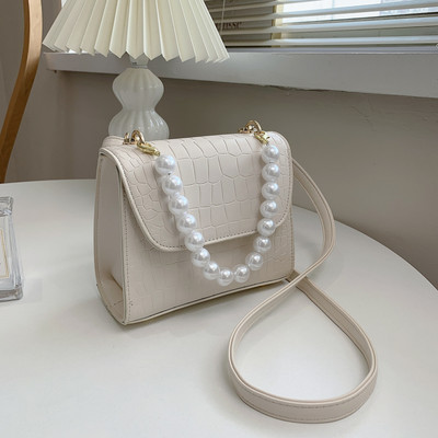 Sieviešu ādas soma ar pērlēm dažādās krāsās