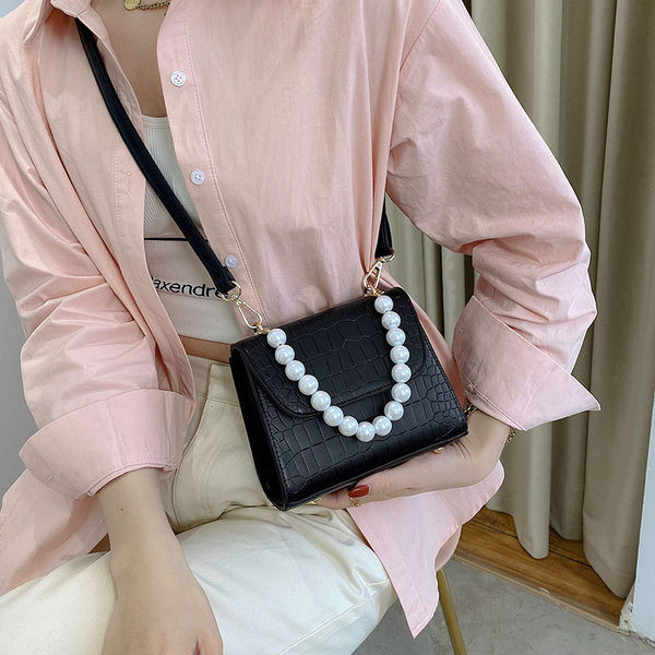 Sieviešu ādas soma ar pērlēm dažādās krāsās