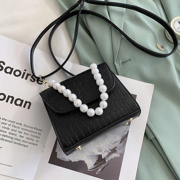 Sieviešu ādas soma ar pērlēm dažādās krāsās