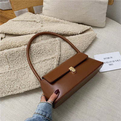 Ορθογώνια γυναικεία τσάντα από ρετρό στιλ από δέρμα eco