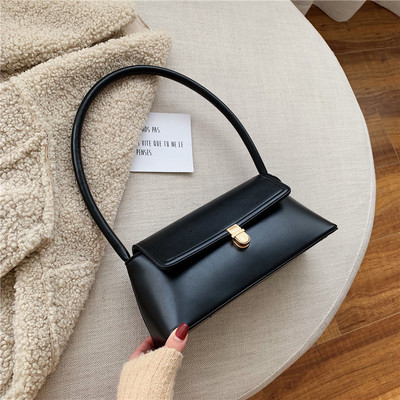 Ορθογώνια γυναικεία τσάντα από ρετρό στιλ από δέρμα eco