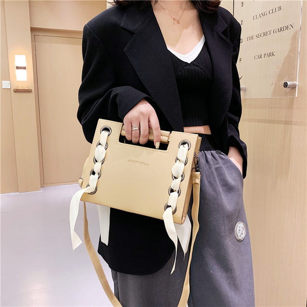 Sieviešu moderna plecu soma